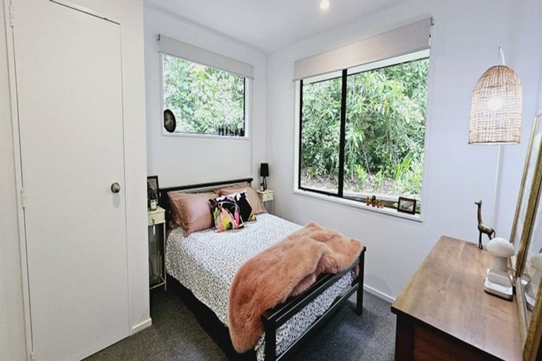 Photo of property in 16 Zephyr Terrace, Governors Bay, 8971