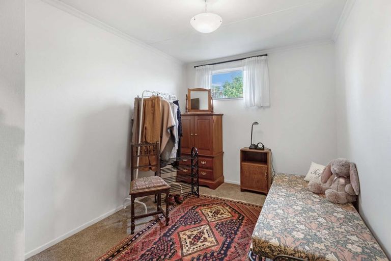 Photo of property in 19 Ashburn Lane, Awapuni, Palmerston North, 4412