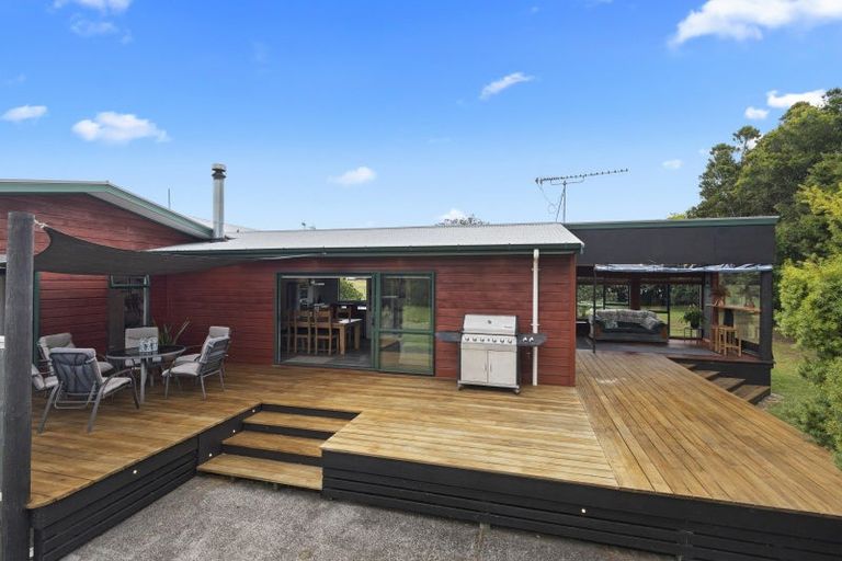 Photo of property in 69 Waipipi Wharf Road, Pollok, Waiuku, 2683