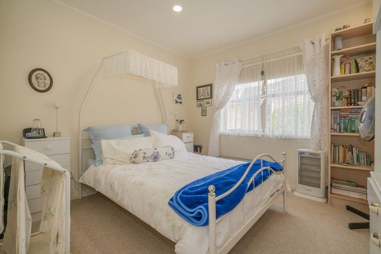 Photo of property in 2 Mayfair Close, Whitianga, 3510