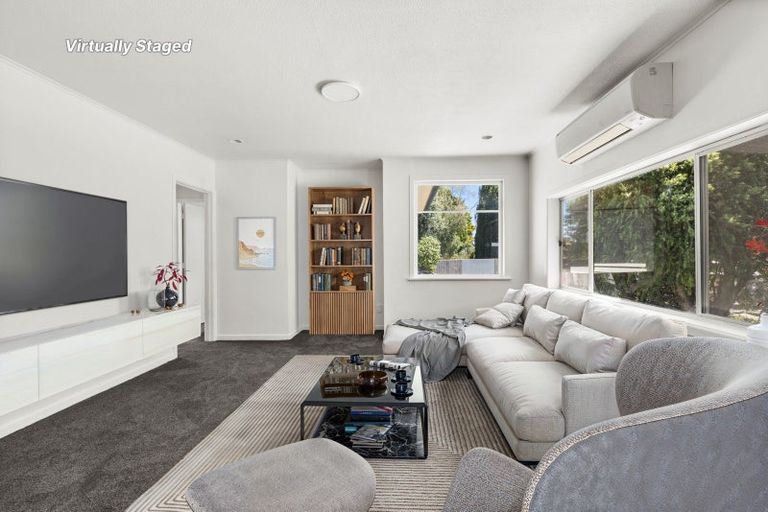 Photo of property in 19 Saint Hill Lane, Havelock North, 4130