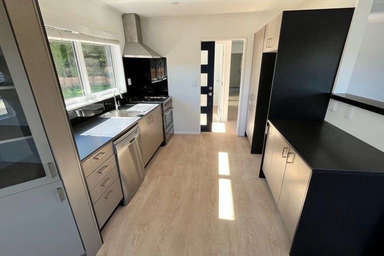 Photo of property in 9 Invercargill Drive, Kelson, Lower Hutt, 5010