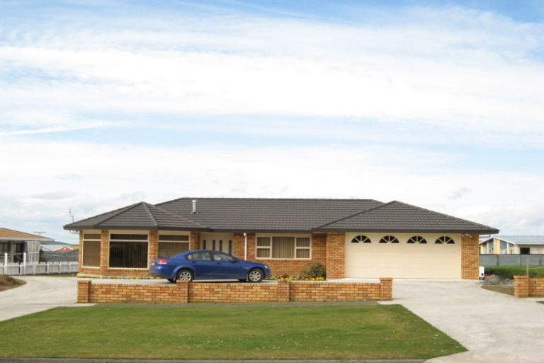 Photo of property in 32 Portia Street, Stratford, 4332