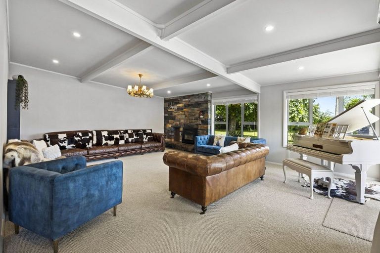 Photo of property in 326 South Road, Hawera, 4610