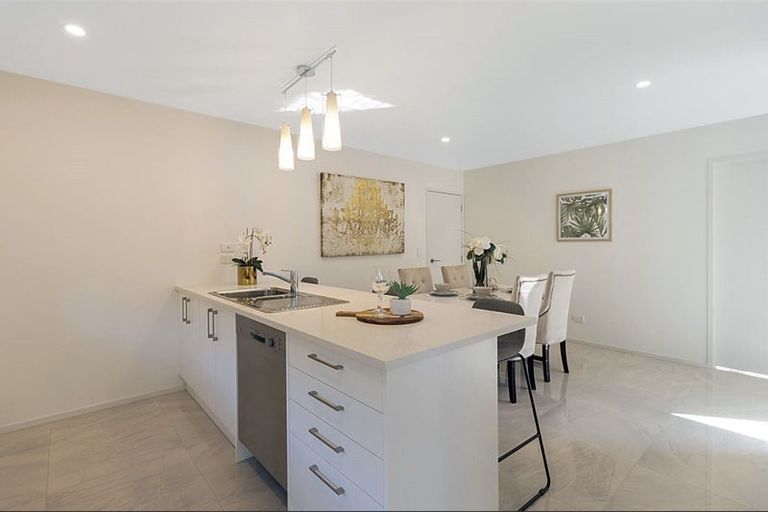 Photo of property in 740a Te Atatu Road, Te Atatu Peninsula, Auckland, 0610