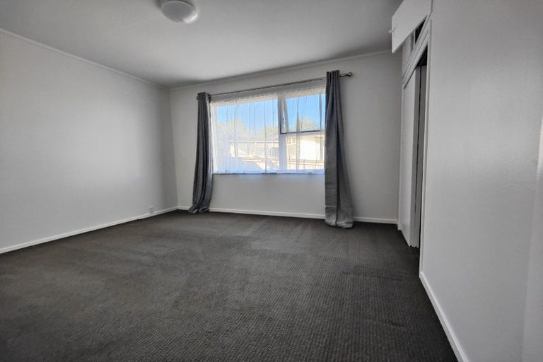 Photo of property in 20 Minaret Drive, Bucklands Beach, Auckland, 2014