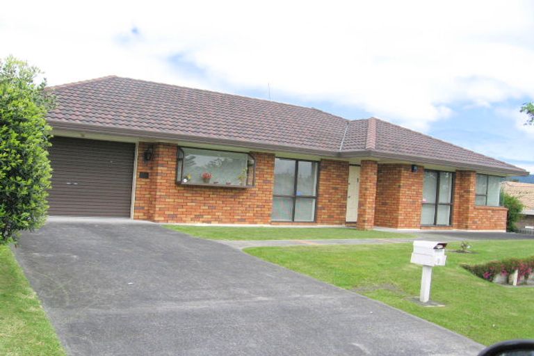Photo of property in 9 Meynell Court, Glen Eden, Auckland, 0602
