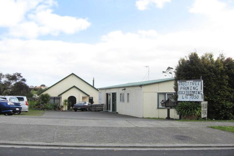 Photo of property in 26 Trig Road, Whenuapai, Auckland, 0618