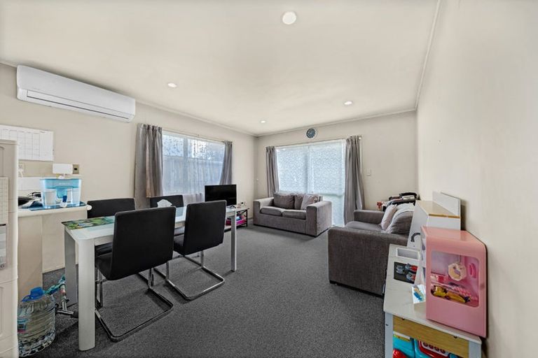 Photo of property in 130 Gadsby Road, Favona, Auckland, 2024