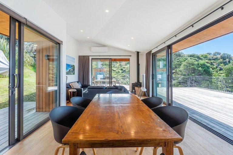 Photo of property in 92 Grange Road, Hahei, Whitianga, 3591