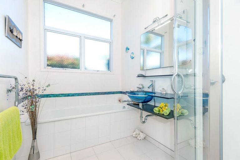 Photo of property in 4 Joshua Lane, Lytton West, Gisborne, 4010
