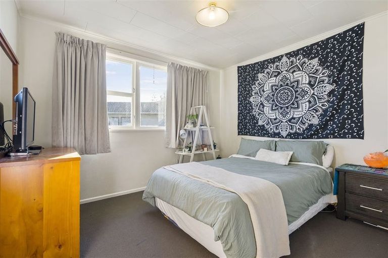 Photo of property in 37 Minaret Drive, Bucklands Beach, Auckland, 2014