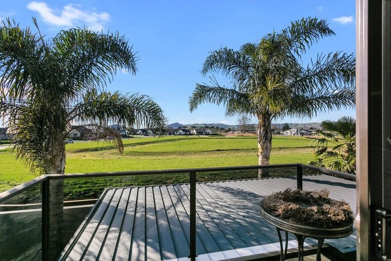 Photo of property in 15 Naomi Place, Cambridge, 3434