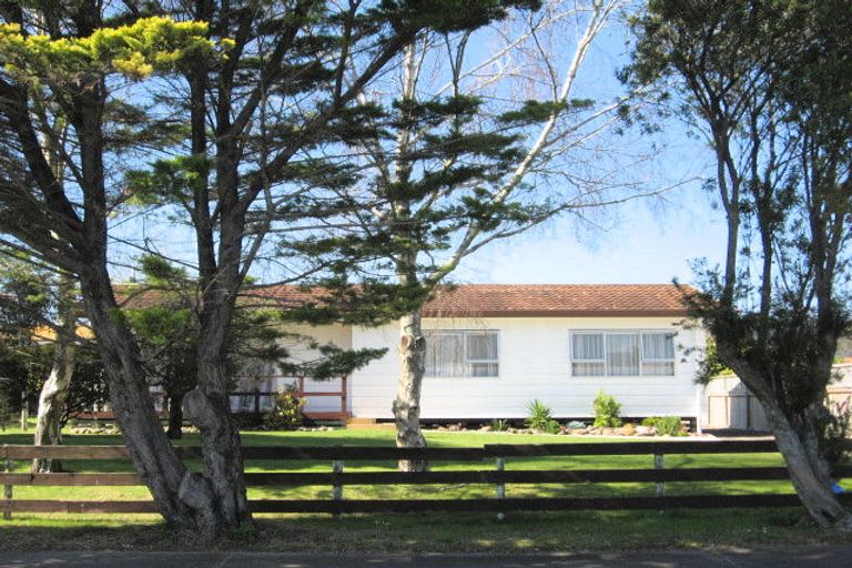 Photo of property in 11 Nicholas Avenue, Whitianga, 3510