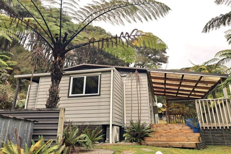 Photo of property in 30 Rata Street, Duncan Bay, Tennyson Inlet, 7195