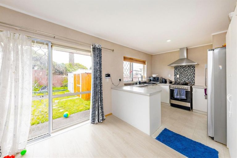 Photo of property in 14 Gadsby Road, Favona, Auckland, 2024