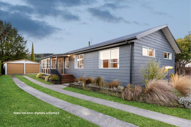 Photo of property in 140 Aubrey Road, Wanaka, 9305
