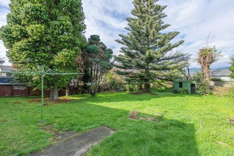 Photo of property in 48 Ocean Road, Paraparaumu Beach, Paraparaumu, 5032