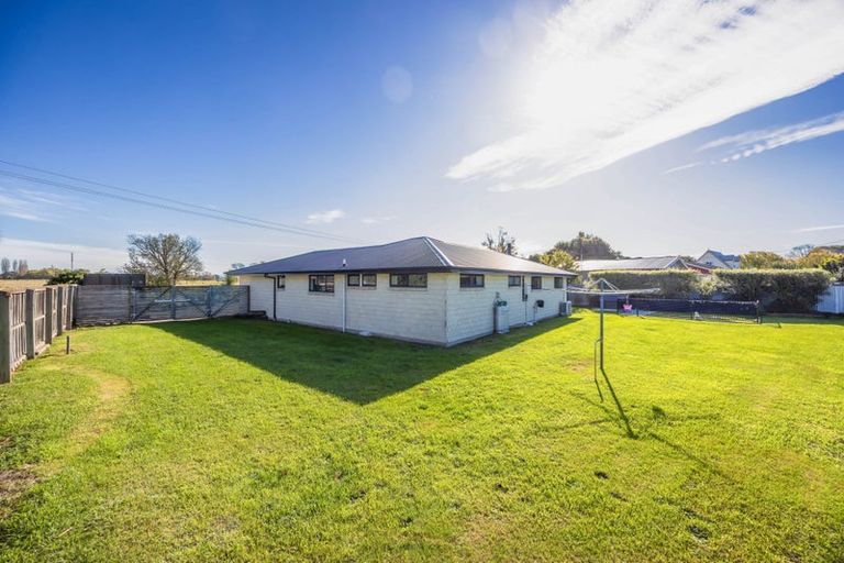 Photo of property in 4 Rangiora Woodend Road, Woodend, 7610