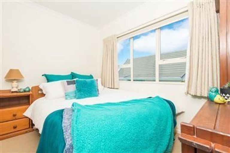 Photo of property in 7b Atua Street, Johnsonville, Wellington, 6037