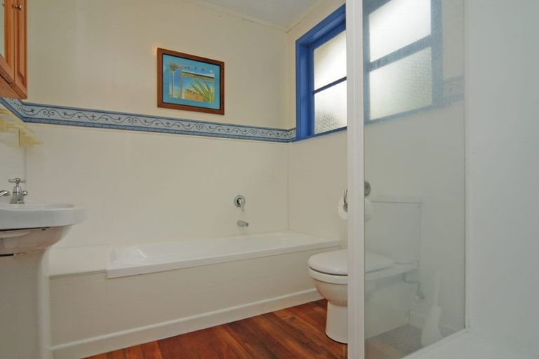Photo of property in 20 Silverbirch Grove, Churton Park, Wellington, 6037