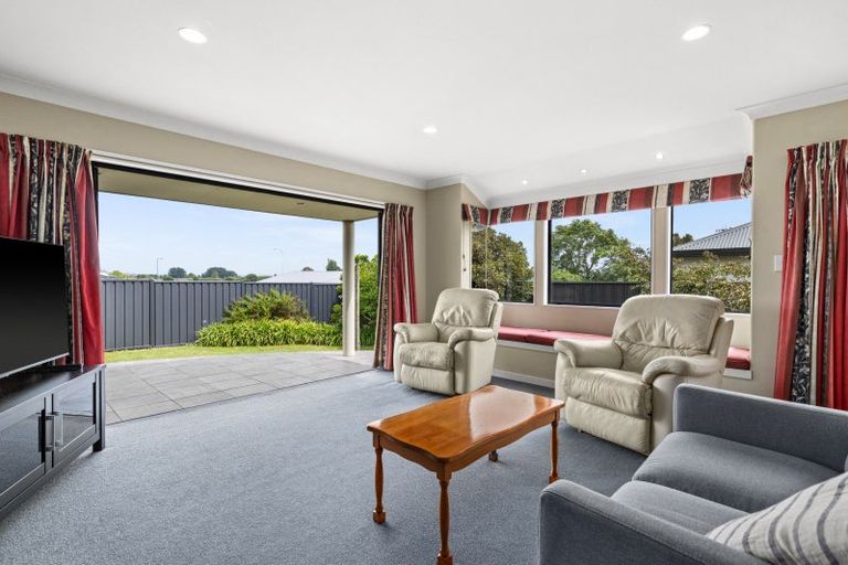 Photo of property in 12 Arcadia Lane, Havelock North, 4130
