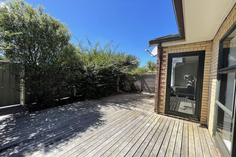 Photo of property in 913/9 Fields Parade, Oteha, Auckland, 0632