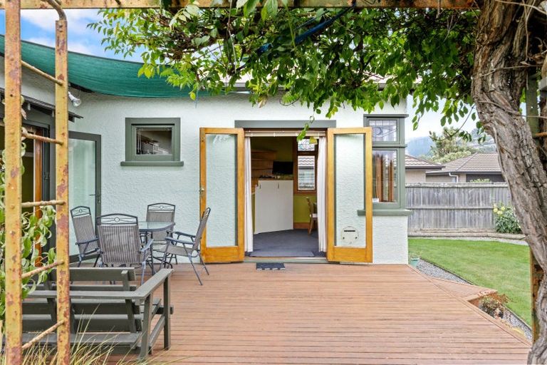Photo of property in 1/29 Wilsons Road, Saint Martins, Christchurch, 8022