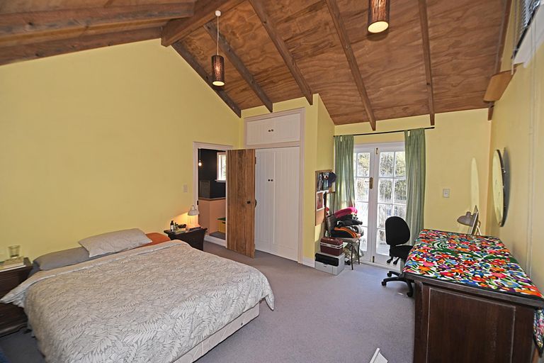 Photo of property in 92 Frost Road, Leigh, Warkworth, 0985