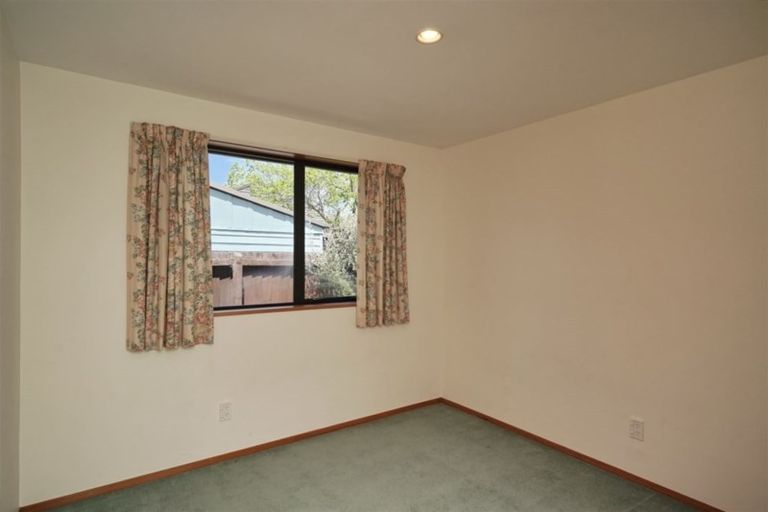 Photo of property in 16 Cardiff Avenue, Somerfield, Christchurch, 8024