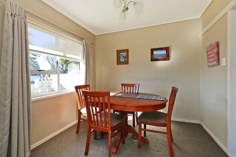 Photo of property in 1/512 Fitzroy Avenue, Hastings, 4122
