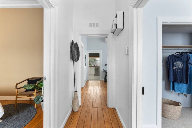 Photo of property in 18 Tay Street, Whanganui, 4500