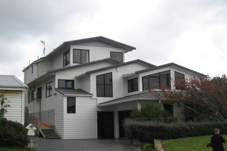 Photo of property in 36 Ocean Road, Paraparaumu Beach, Paraparaumu, 5032