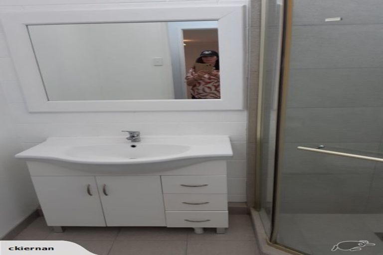 Photo of property in 109a/1 Te Atatu Road, Te Atatu South, Auckland, 0610