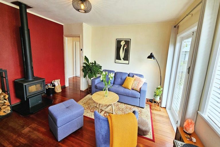 Photo of property in 12 Rodney Grove, Paraparaumu, 5032