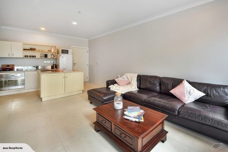 Photo of property in 15 Nelson Street, Howick, Auckland, 2014