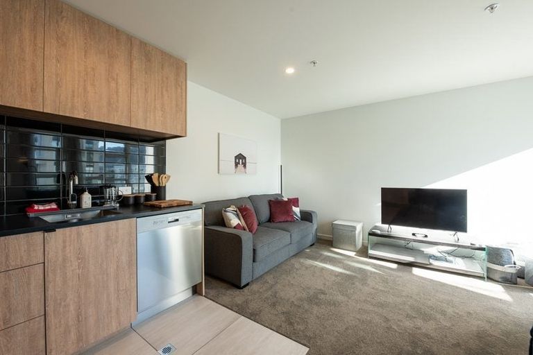 Photo of property in Pinnacle On Victoria, 160 Victoria Street, Te Aro, Wellington, 6011