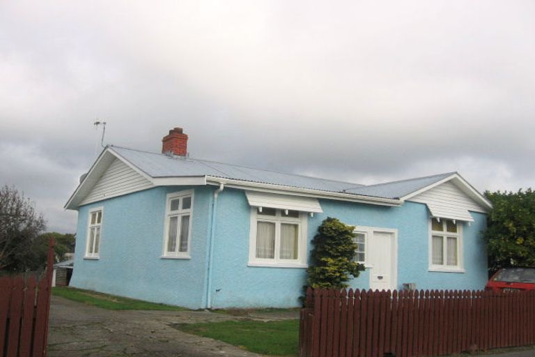 Photo of property in 18 Chelwood Street, Takaro, Palmerston North, 4412