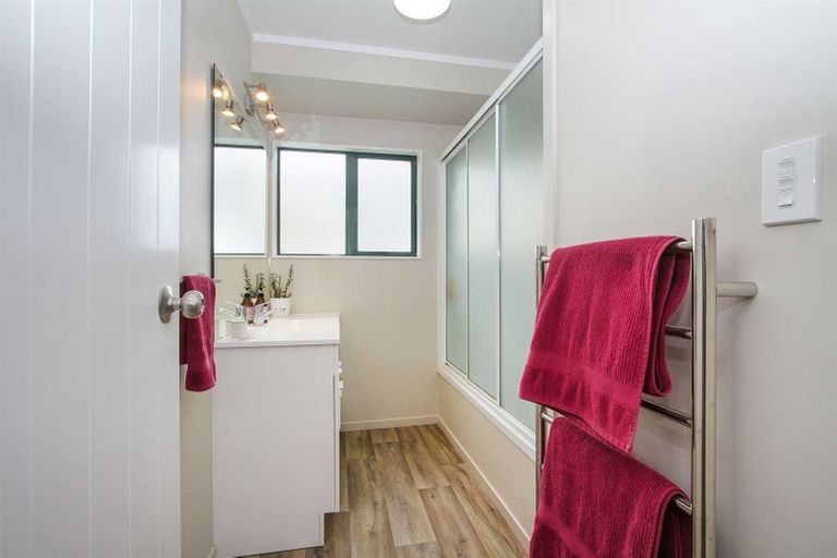 Photo of property in 31f Kaiwaka Road, Waiuku, 2123