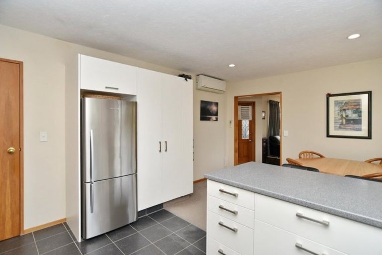 Photo of property in 24b Picton Avenue, Riccarton, Christchurch, 8011