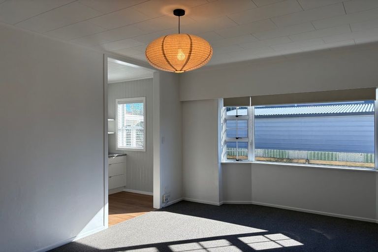 Photo of property in 6 Henui Street, Strandon, New Plymouth, 4312