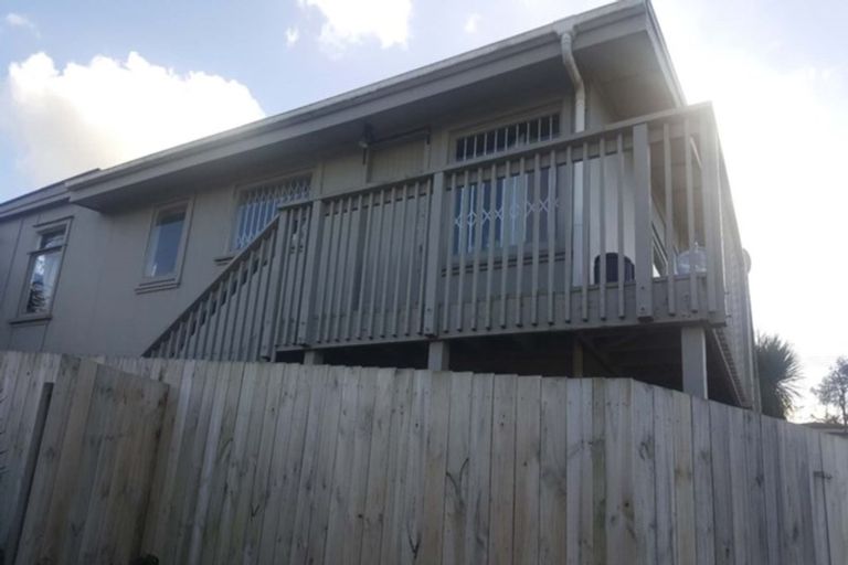 Photo of property in 7 Donovan Avenue, Massey, Auckland, 0614