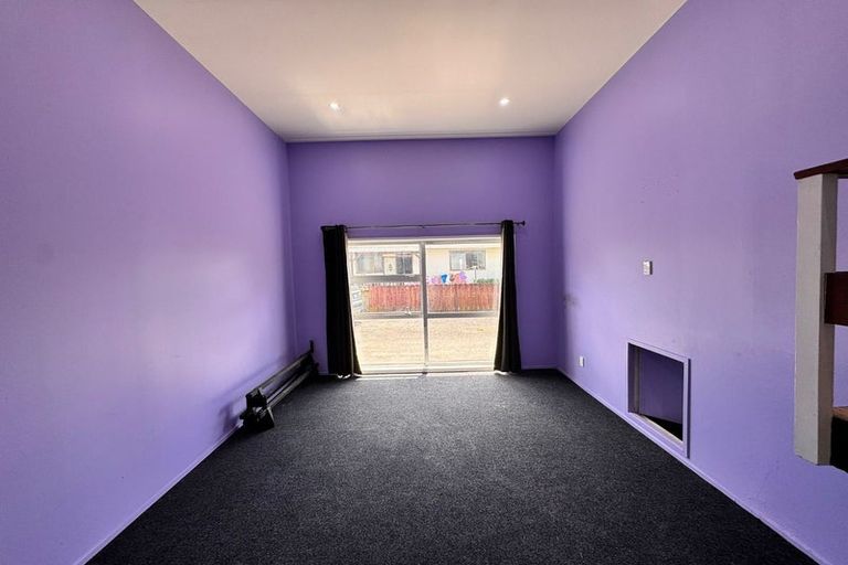Photo of property in 1/149 View Road, Sunnyvale, Auckland, 0612