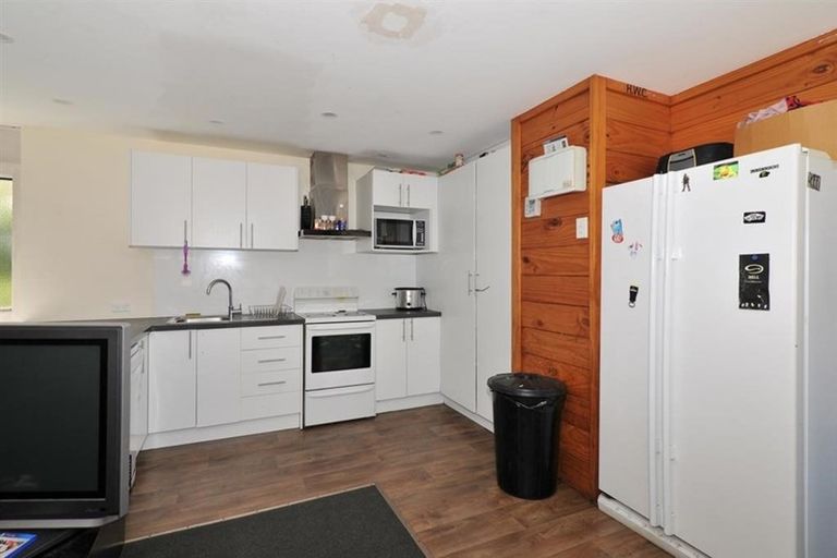 Photo of property in Te Awhina Apartments, 17/22u Sussex Street, Mount Cook, Wellington, 6021