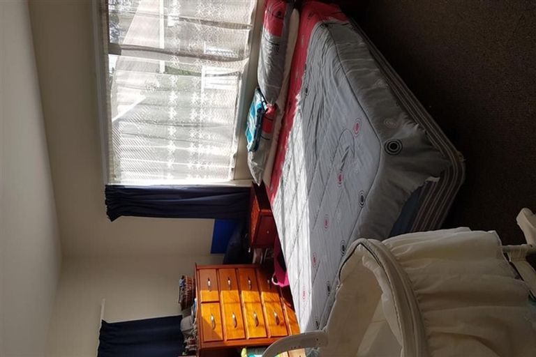 Photo of property in 3 Robertson Road, Favona, Auckland, 2024