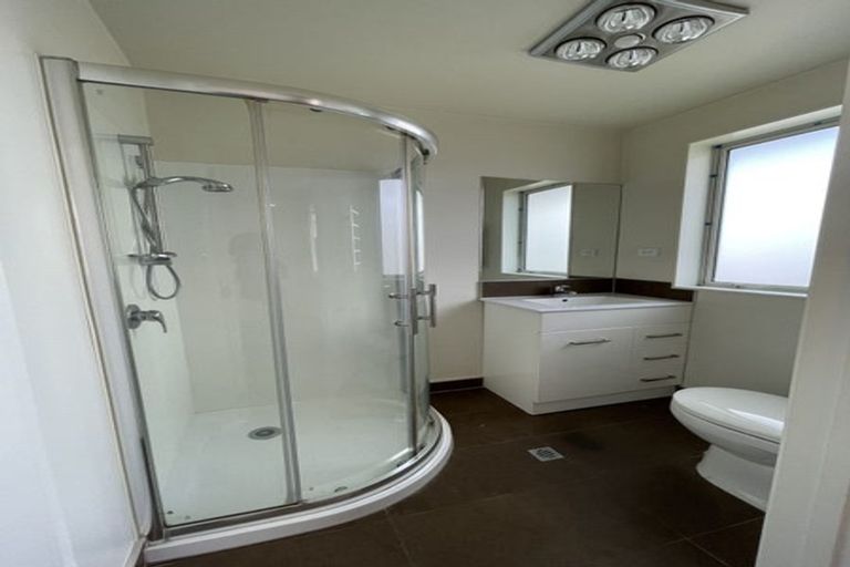 Photo of property in 53u2 May Street, Hamilton East, Hamilton, 3216