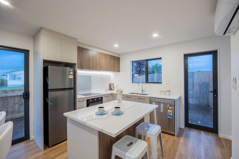 Photo of property in 8e Jupiter Street, Rosehill, Papakura, 2113
