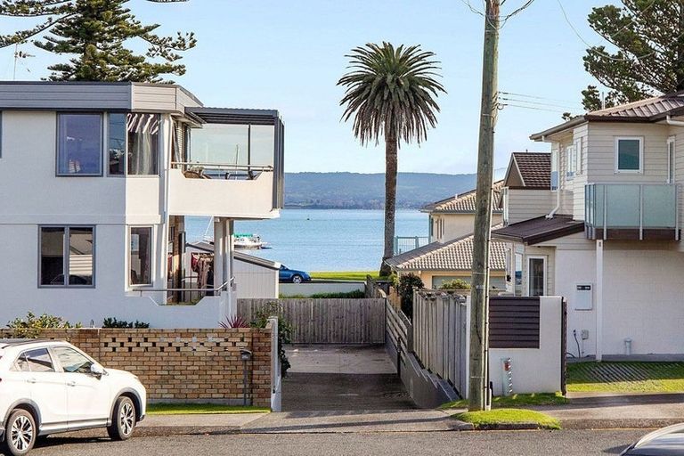 Photo of property in 23 Victoria Road, Mount Maunganui, 3116