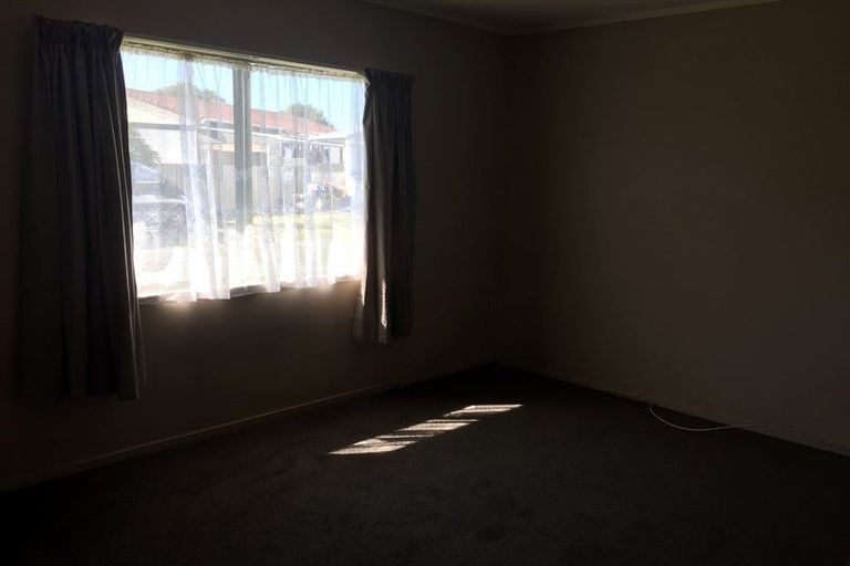 Photo of property in 25a Lyn Grove, Papamoa Beach, Papamoa, 3118
