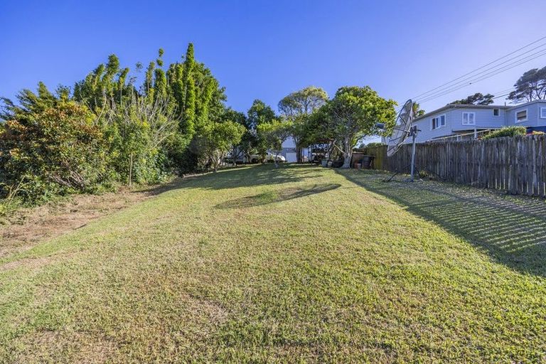 Photo of property in 21 View Road, Glenfield, Auckland, 0627